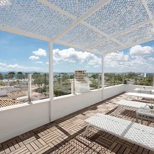 https://apartamentos-ferrer-tamarindos-port-dalcudia.allmallorcahotels.com