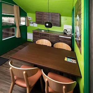 https://legoland-wilderness-barrels-cabins.billund-hotels.com